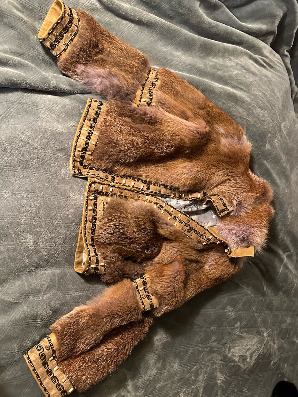 Luxurious Tan Fox Fur Jacket with Embellished Trim - Picture 8 of 11